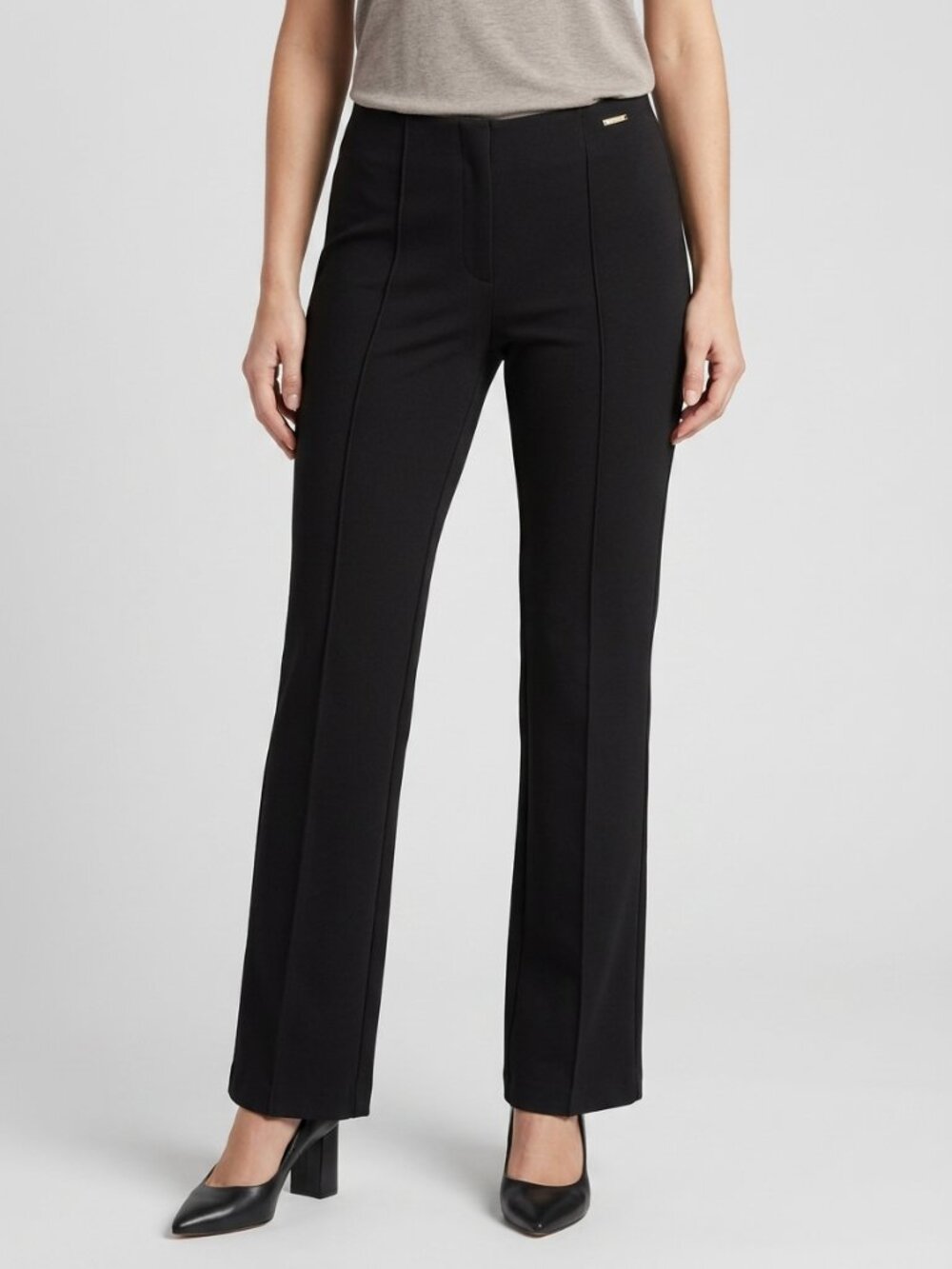 Tahari Ponte Pull On Mid Rise Straight Leg Pants S Black Seamed Front NWT